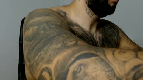 Snapshot of elosocazador chatting on 10-22-25, 12:27 elosocazador online show from 10-22-25, 12:27