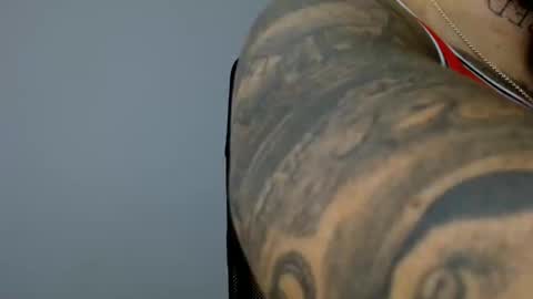 Snapshot of elosocazador chatting on 10-24-25, 06:59 elosocazador online show from 10-24-25, 06:59