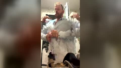 Snapshot of elpeladilla chatting on 12-04-25, 01:48 elpeladilla online show from 12-04-25, 01:48