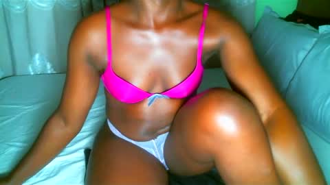 Snapshot of elphaba01 chatting on 03-05-25, 07:05 Elphaba online show from 03-05-25, 07:05