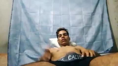 Snapshot of elreyto chatting on 03-02-25, 02:19 elreyto online show from 03-02-25, 02:19