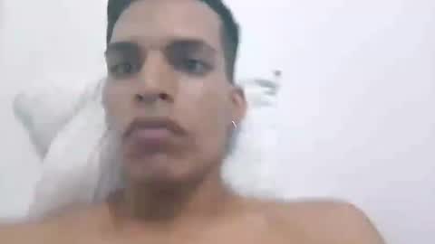 Snapshot of elreyto chatting on 11-04-25, 03:05 elreyto online show from 11-04-25, 03:05