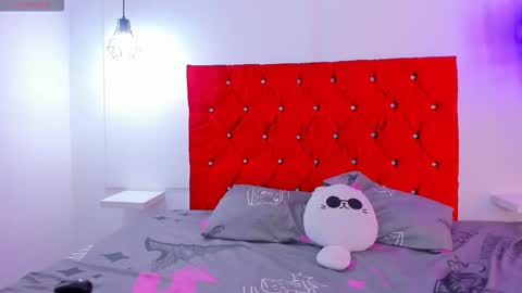 Elsa online show from 03-11-26, 01:06