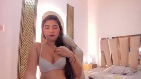 Elsa online show from 03-13-26, 03:07