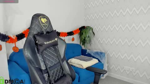 Snapshot of elsa_carterr chatting on 10-31-25, 08:48 elsa_carterr online show from 10-31-25, 08:48