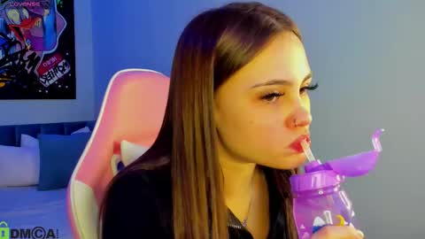 Snapshot of elsa_carterr chatting on 11-27-25, 11:34 elsa_carterr online show from 11-27-25, 11:34