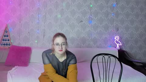 Snapshot of elsa_hot_here chatting on 01-17-25, 03:55 Elsa  online show from 01-17-25, 03:55