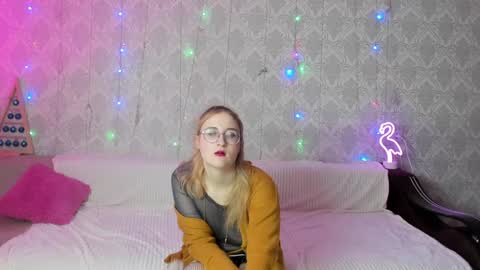 Snapshot of elsa_hot_here chatting on 01-17-25, 06:57 Elsa  online show from 01-17-25, 06:57