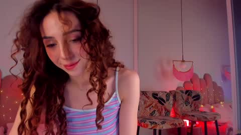 Snapshot of elsa_xo chatting on 02-01-25, 11:27 Michelle online show from 02-01-25, 11:27