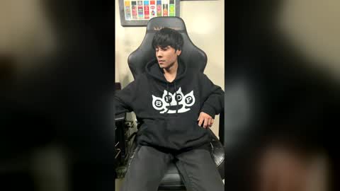 elsanti9q online show from 02-18-26, 07:04