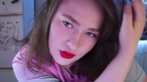 Snapshot of elsasquirt chatting on 06-16-26, 03:25 Elsa online show from 06-16-26, 03:25