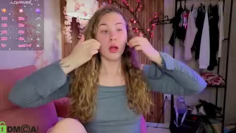 Elsie online show from 11-13-25, 10:03