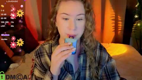 Elsie online show from 03-28-26, 01:16