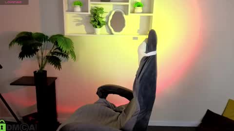 Snapshot of elsie_cutties chatting on 04-29-26, 01:10 Elsie online show from 04-29-26, 01:10
