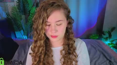 Snapshot of elsie_cutties chatting on 05-10-26, 01:11 Elsie online show from 05-10-26, 01:11