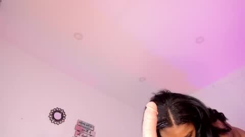 elsiemorrison online show from 11-04-25, 07:02