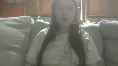 Elsie Rain online show from 04-24-26, 04:37