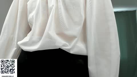 Elizabeth online show from 03-10-26, 07:13