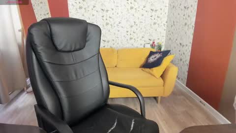 Erica  online show from 04-17-26, 01:36