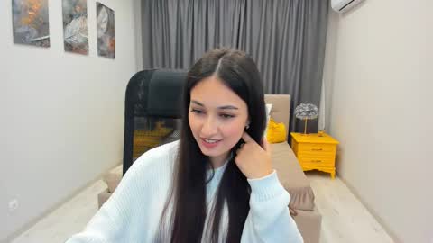 Elvira online show from 03-05-25, 09:16