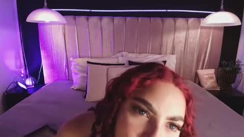 Snapshot of ely_maldox chatting on 03-10-25, 11:53 Ely online show from 03-10-25, 11:53