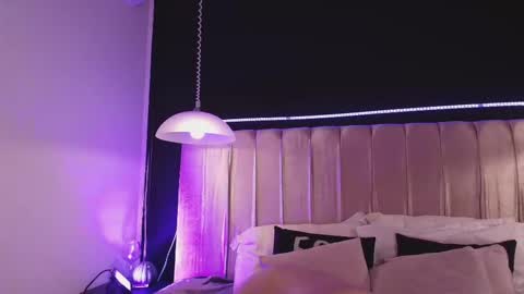 Snapshot of ely_maldox chatting on 03-10-25, 02:59 Ely online show from 03-10-25, 02:59