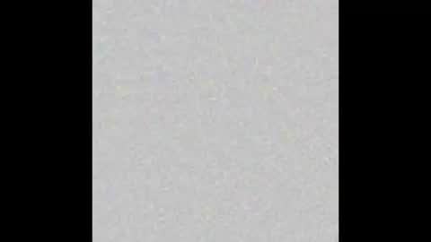 Snapshot of ely_maldox chatting on 10-08-25, 12:25 Ely online show from 10-08-25, 12:25