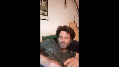 Snapshot of elyjahoye chatting on 01-16-26, 10:36 elyjahoye online show from 01-16-26, 10:36