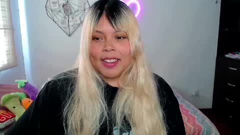 Ely online show from 09-08-25, 05:23