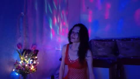 Elisa online show from 01-29-25, 06:39