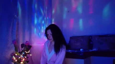 Elisa online show from 02-20-25, 09:53