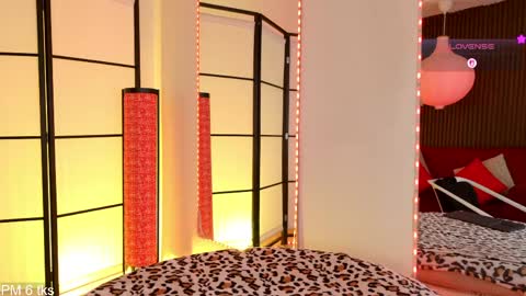 Elysia online show from 04-23-26, 08:44