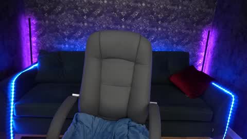 Call me Elis online show from 12-27-24, 07:03