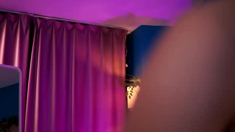 Snapshot of elyssawetxx chatting on 05-29-26, 06:39 Elyssa online show from 05-29-26, 06:39