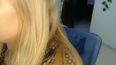 E L Z A  online show from 02-14-25, 09:43