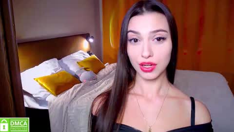 elza_rose online show from 10-18-25, 06:41