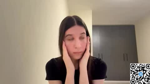 Snapshot of elzabagwell chatting on 03-06-26, 10:45 Monica online show from 03-06-26, 10:45