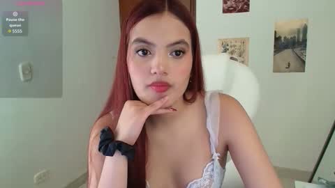 Snapshot of ema__rose chatting on 09-14-25, 05:23 Ema online show from 09-14-25, 05:23