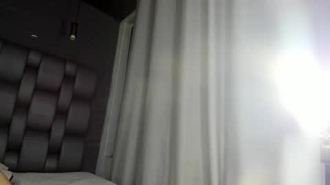 Snapshot of ema_grey1 chatting on 11-27-25, 05:48 ema_grey1 online show from 11-27-25, 05:48