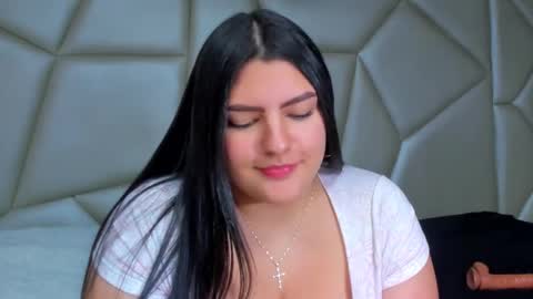 Snapshot of ema_grey1 chatting on 12-02-25, 06:25 ema_grey1 online show from 12-02-25, 06:25