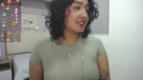 Snapshot of ema_saenz chatting on 12-26-24, 08:32 Ema online show from 12-26-24, 08:32