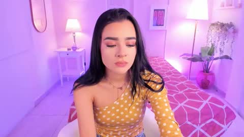 Snapshot of ema_soul chatting on 01-13-26, 08:03 emma soul online show from 01-13-26, 08:03