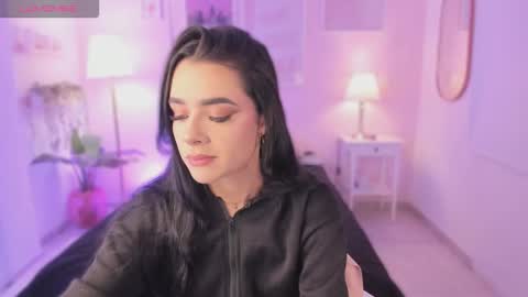 Snapshot of ema_soul chatting on 01-14-26, 07:52 emma soul online show from 01-14-26, 07:52