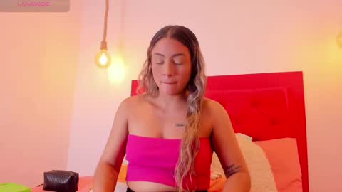 Snapshot of ema_stone65 chatting on 03-02-25, 07:45 Ema online show from 03-02-25, 07:45