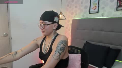 emahills__axelrose online show from 11-09-25, 05:06