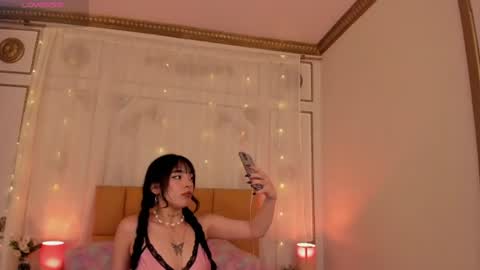 Emma online show from 07-29-26, 05:49