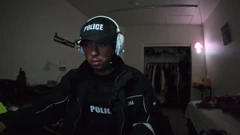 Snapshot of embersboudoir chatting on 10-31-25, 02:12 embersboudoir online show from 10-31-25, 02:12