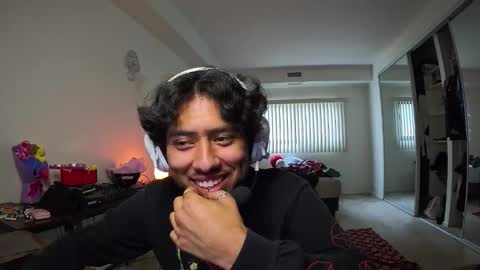 Snapshot of embersboudoir chatting on 02-18-26, 09:44 embersboudoir online show from 02-18-26, 09:44