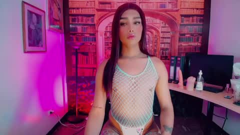 Emeli online show from 04-22-26, 11:23