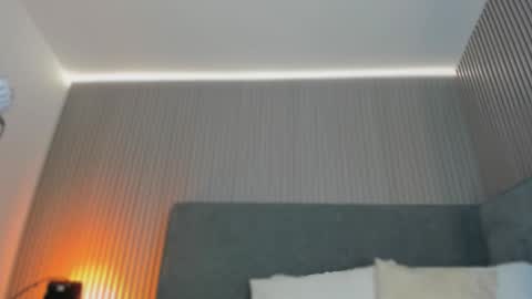 emelie_89 online show from 02-04-26, 11:49